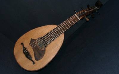 MANDOLINE