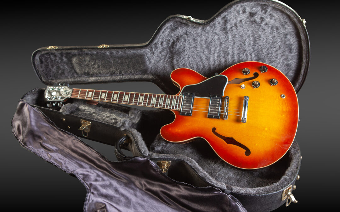GIBSON GUITAR