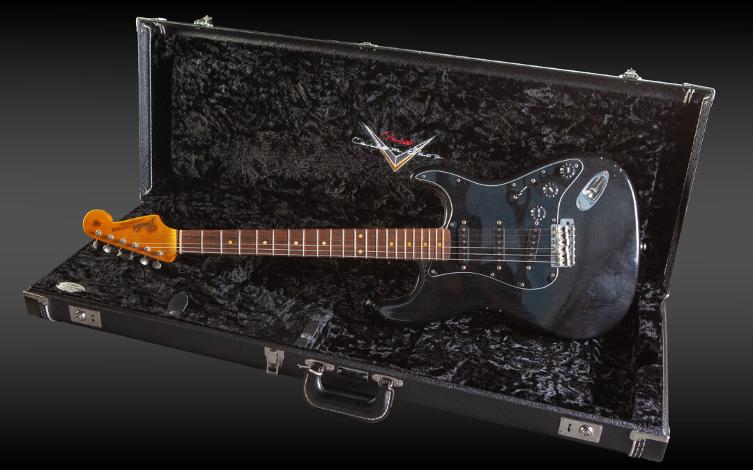 FENDER GUITAR